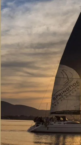 Sailing on the Knysna lagoon